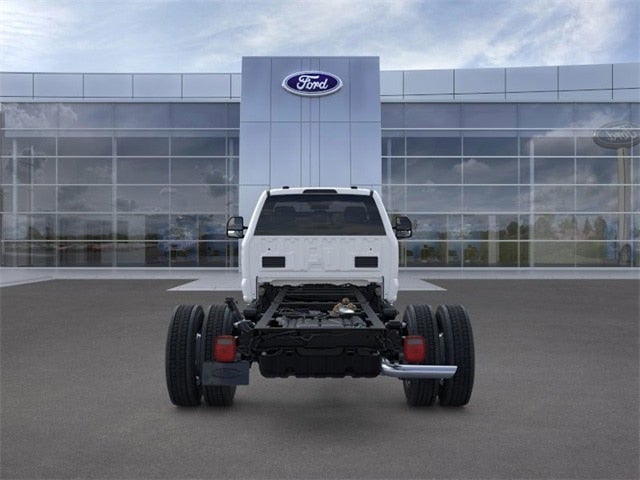 2026 Ford Super Duty F-550 DRW XL 2WD Reg Cab 205 WB 120 CA