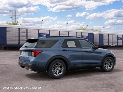 2027 Ford Explorer Active w/200A Pkg 4WD