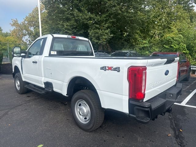 2026 Ford Super Duty F-250 SRW XL 4WD Reg Cab 8' Box