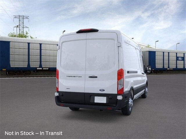 2026 Ford Transit Cargo Van T-250 148 Med Rf 9150 GVWR AWD