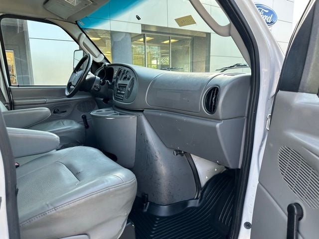 2008 Ford Econoline Commercial Cutaway Base