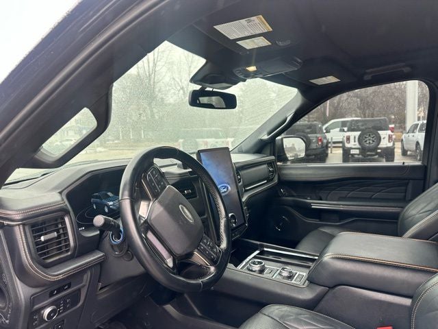 2022 Ford Expedition Max Platinum