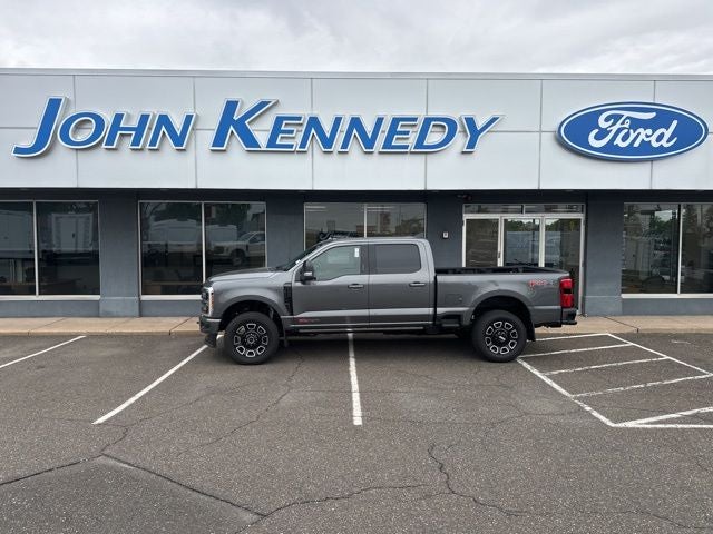 2026 Ford Super Duty F-350 SRW Platinum