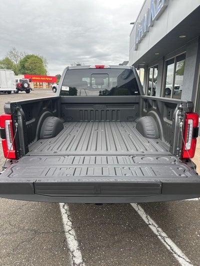 2026 Ford Super Duty F-350 SRW Platinum