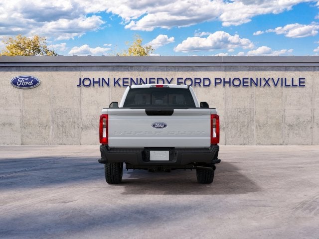 2027 Ford Super Duty F-350 SRW XL