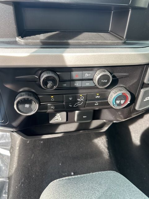 2026 Ford Super Duty F-350 SRW XLT