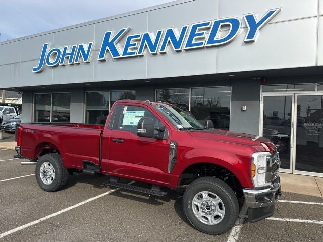 2026 Ford Super Duty F-350 SRW XLT