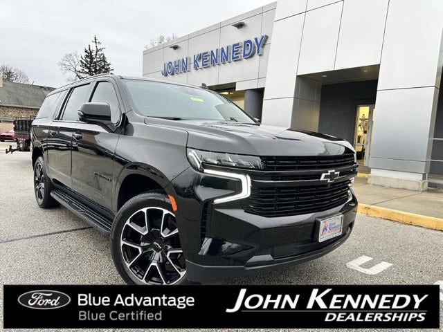 2023 Chevrolet Suburban RST