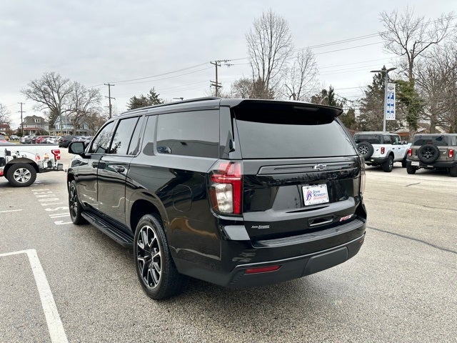 2023 Chevrolet Suburban RST