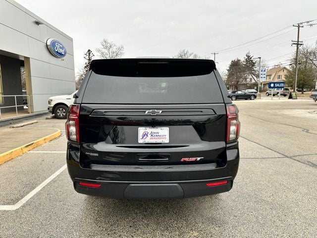 2023 Chevrolet Suburban RST