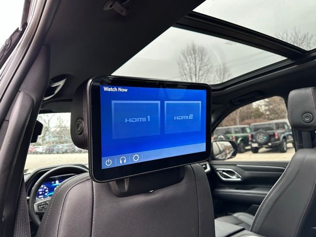 2023 Chevrolet Suburban RST