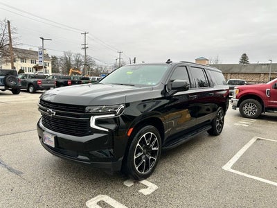 2023 Chevrolet Suburban RST
