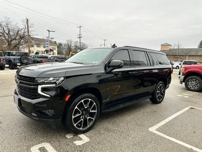 2023 Chevrolet Suburban RST
