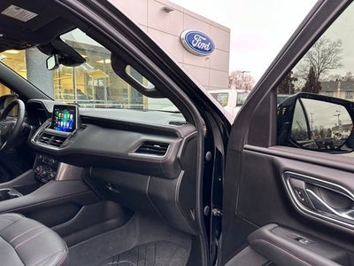 2023 Chevrolet Suburban RST