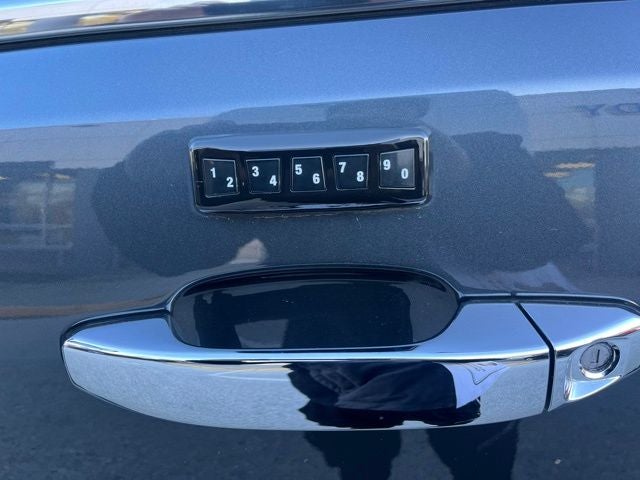 2017 GMC Canyon 4WD SLT