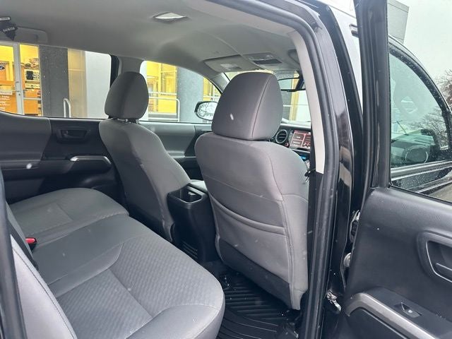 2022 Toyota Tacoma 4WD SR