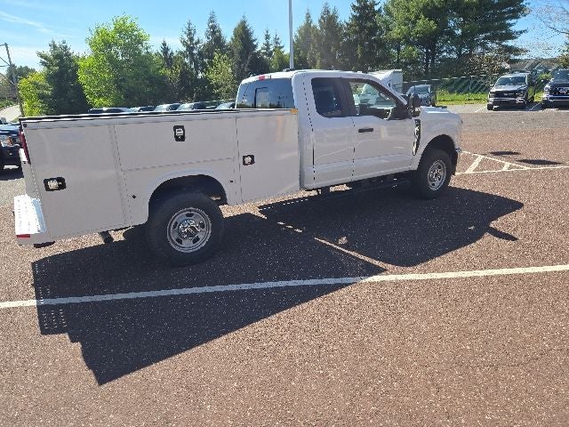2026 Ford Super Duty F-350 SRW XL 4WD SuperCab 168 WB 60 CA