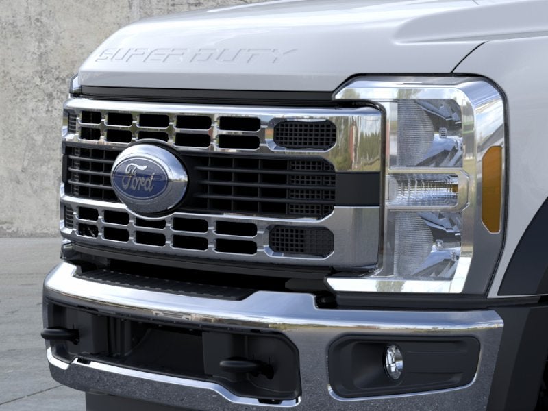 2026 Ford Super Duty F-450 DRW XL 4WD Crew Cab 203 WB 84 CA