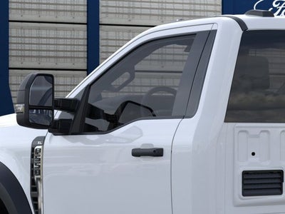 2026 Ford Super Duty F-550 DRW XL 4WD Reg Cab 169 WB 84 CA