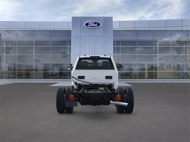 2026 Ford Super Duty F-550 DRW XL 4WD Reg Cab 169 WB 84 CA