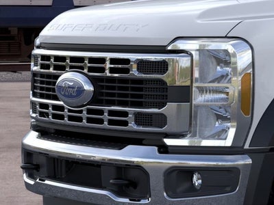 2026 Ford Super Duty F-550 DRW XL 4WD Crew Cab 203 WB 84 CA