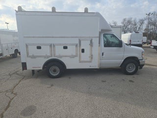 2026 Ford E-Series Cutaway E-350 SRW 138 WB