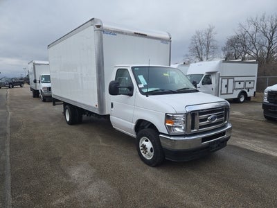 2025 Ford E-Series Cutaway E-450 DRW 176 WB