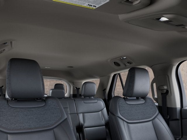 2027 Ford Explorer Active w/200A Pkg 4WD