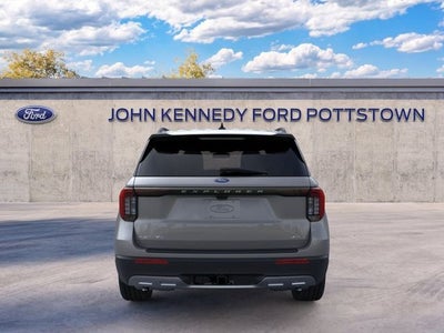 2026 Ford Explorer Active w/200A Pkg 4WD