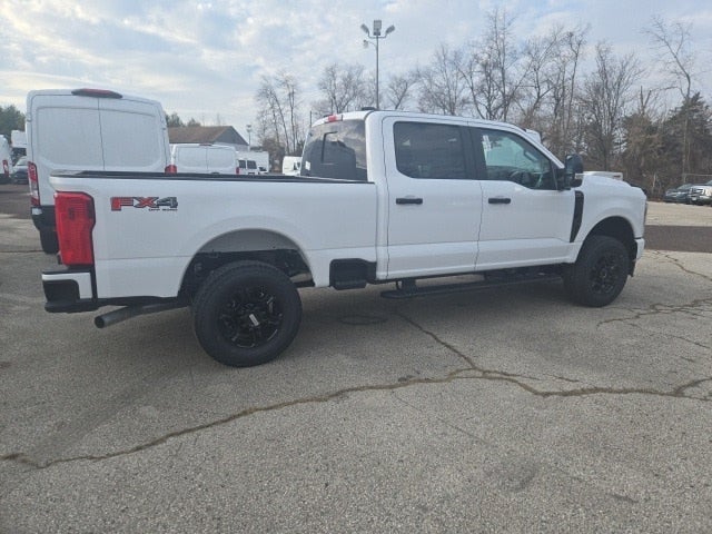 2026 Ford Super Duty F-250 SRW XL 4WD Crew Cab 6.75' Box