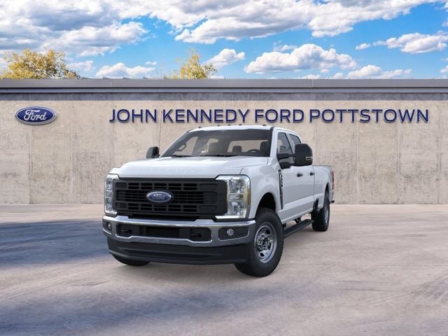 2026 Ford Super Duty F-350 SRW XL 4WD Crew Cab 8' Box