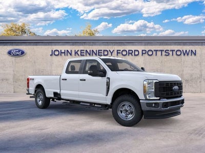 2026 Ford Super Duty F-350 SRW XL 4WD Crew Cab 8' Box