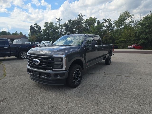 2026 Ford Super Duty F-350 SRW PLATINUM 4WD Crew Cab 6.75' Box