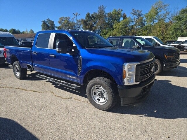 2026 Ford Super Duty F-350 SRW XL 4WD Crew Cab 6.75' Box