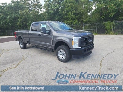 2026 Ford Super Duty F-350 SRW XL 4WD Crew Cab 6.75' Box