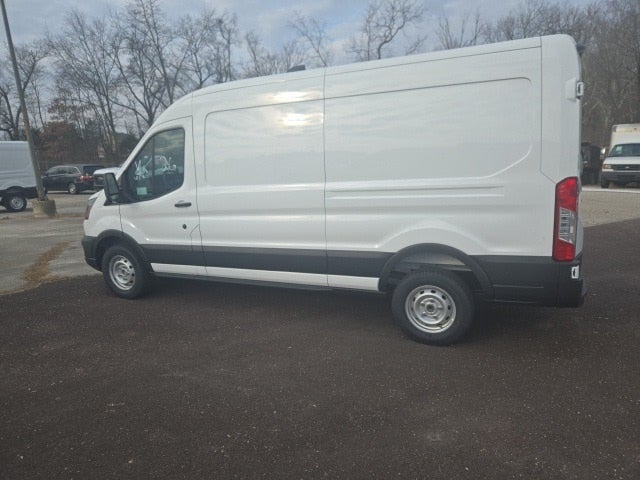 2026 Ford Transit Cargo Van T-250 148 Med Rf 9150 GVWR RWD