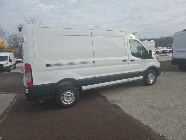 2026 Ford Transit Cargo Van T-250 148 Med Rf 9150 GVWR RWD