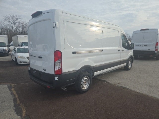 2026 Ford Transit Cargo Van T-250 148 Med Rf 9150 GVWR RWD