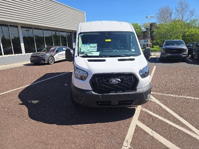 2026 Ford Transit Cargo Van T-250 148 Med Rf 9150 GVWR RWD