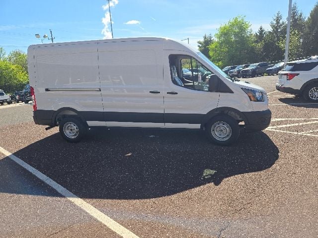 2026 Ford Transit Cargo Van T-250 148 Med Rf 9150 GVWR RWD