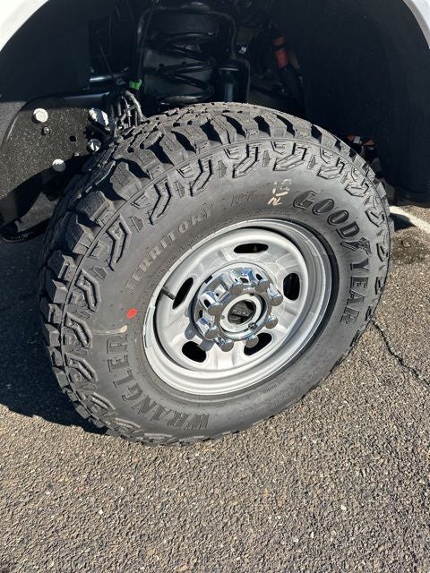 2026 Ford Super Duty F-250 SRW XL 4WD Reg Cab 8' Box