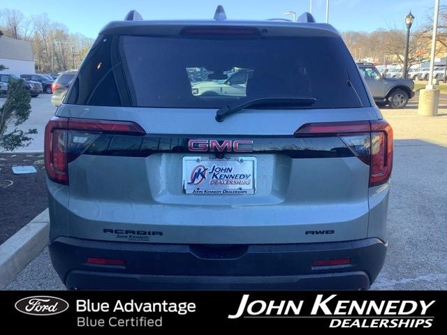 2023 GMC Acadia SLE