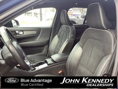 2021 Volvo XC40 Recharge Pure Electric P8