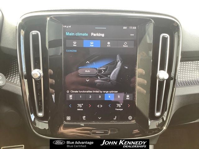 2021 Volvo XC40 Recharge Pure Electric P8