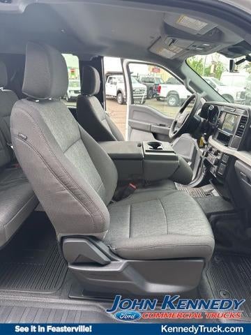 2026 Ford F-550SD XL Chassis Commercial