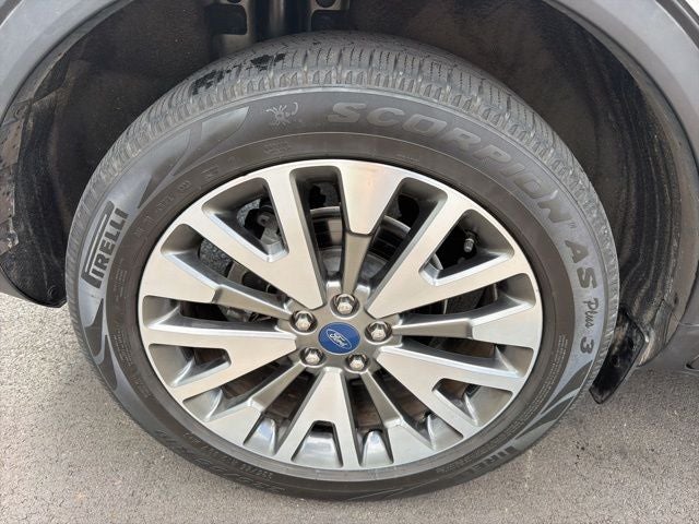 2020 Ford Escape Hybrid Titanium