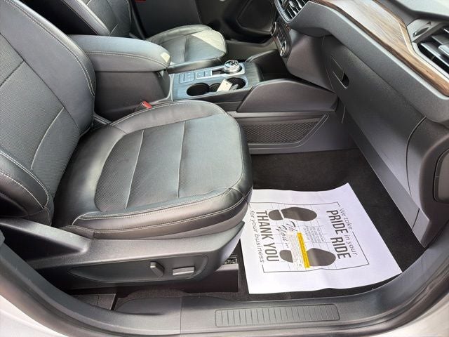 2020 Ford Escape Hybrid Titanium