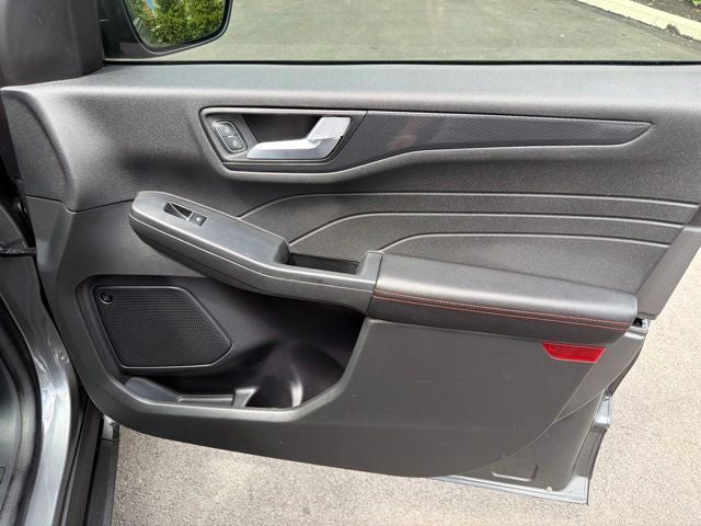 2023 Ford Escape Hybrid ST-Line Select
