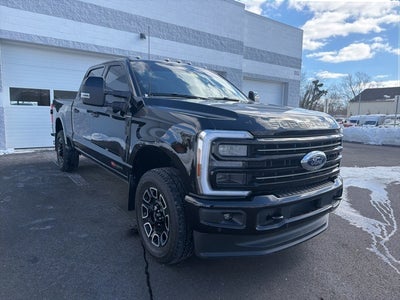 2025 Ford F-350SD Platinum
