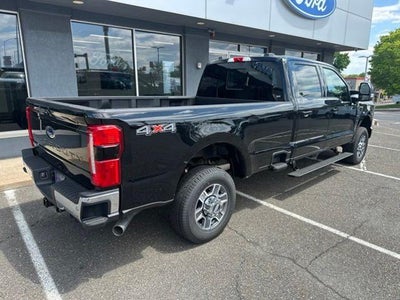 2026 Ford F-350SD Pickup Lariat